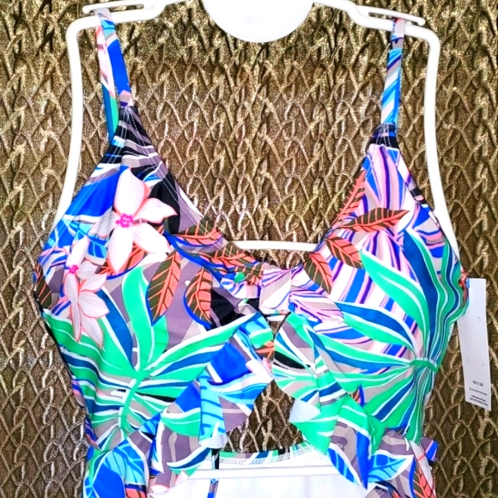 Hurley One Piece Floral Padded Monokini Swimsuit - Picture 6 of 10